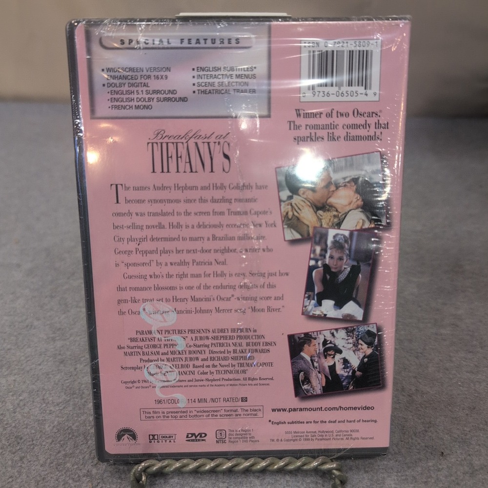Breakfast at Tiffany's DVD 1961 Audrey Hepburn Romantic Comedy Widescreen NEW - Picture 2 of 2